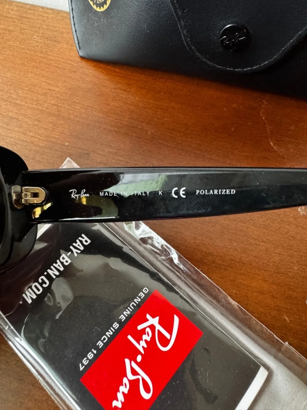 Authentic Ray-Ban RB4122 Black Polarized Sunglasses w/ Case & Cleaning Kit